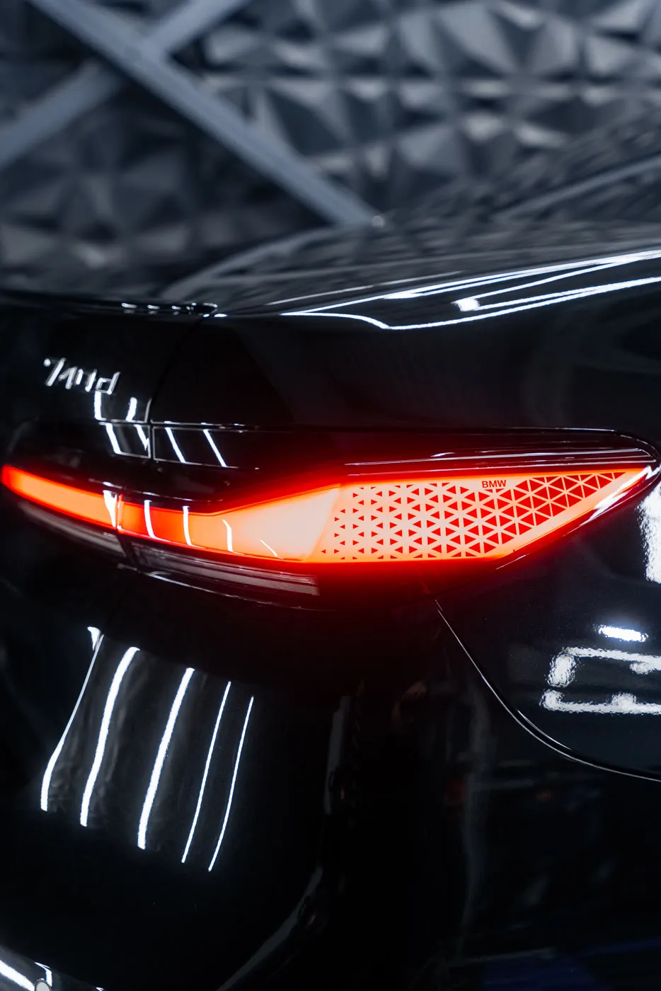 BMW 740d - asset 8