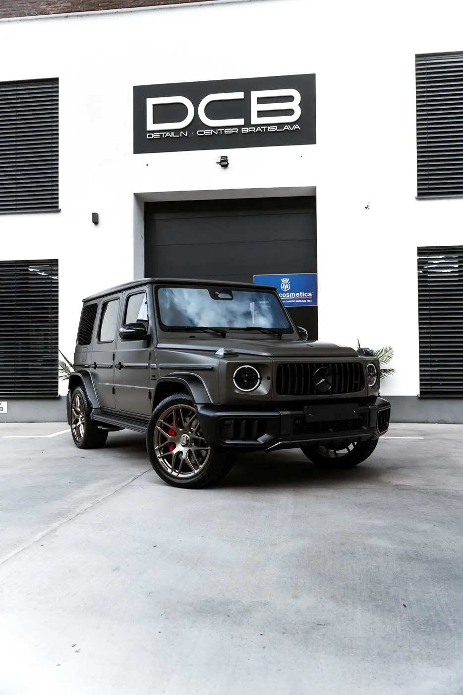 MERCEDES-AMG G 63