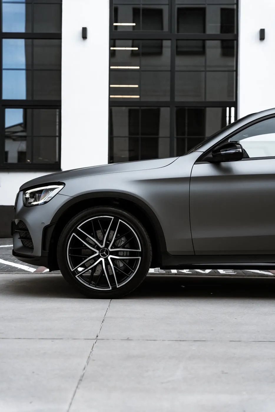 MERCEDES GLC - asset 18