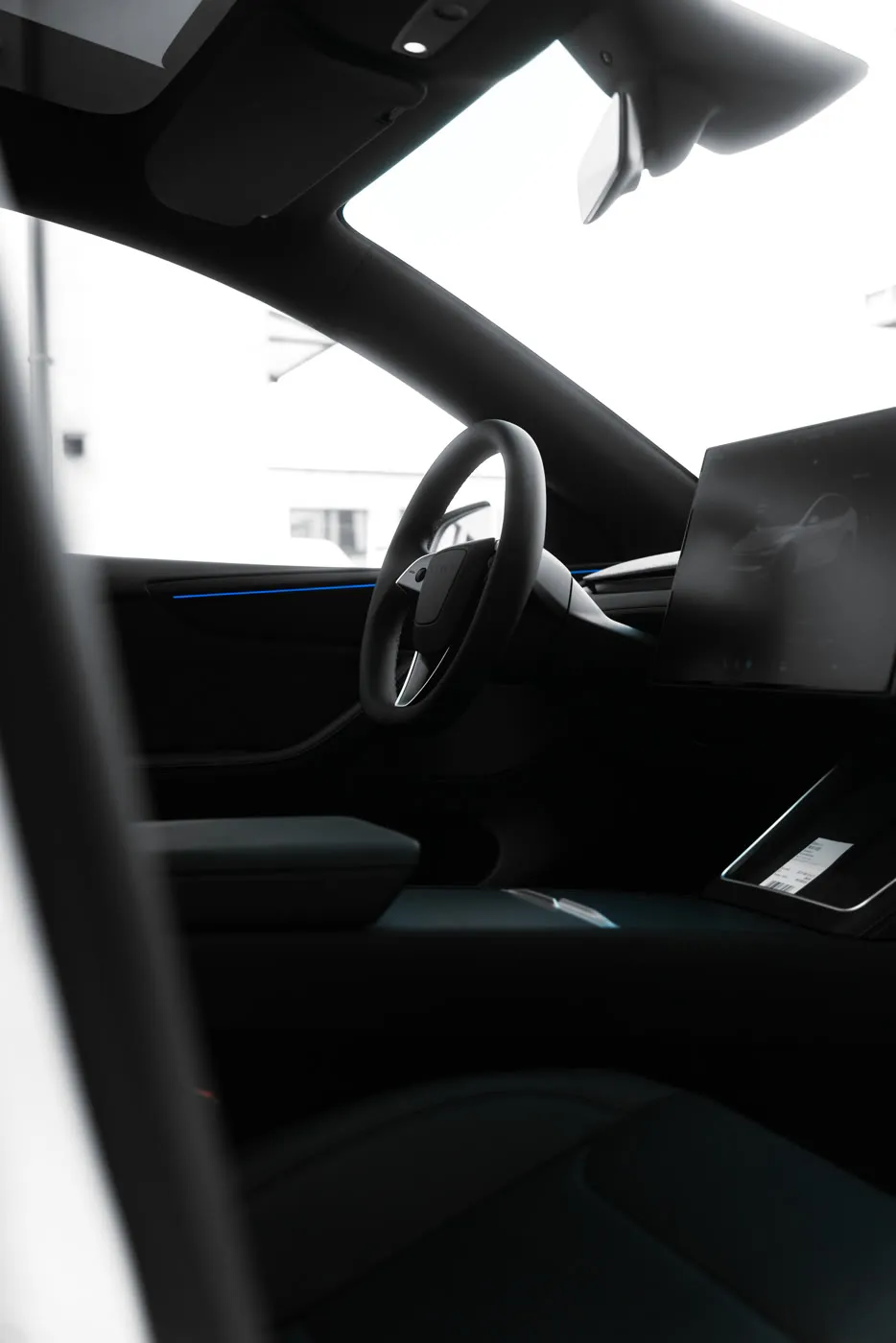 TESLA MODEL Y - asset 21